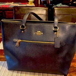 Large navy blue Coach purse brand new never use